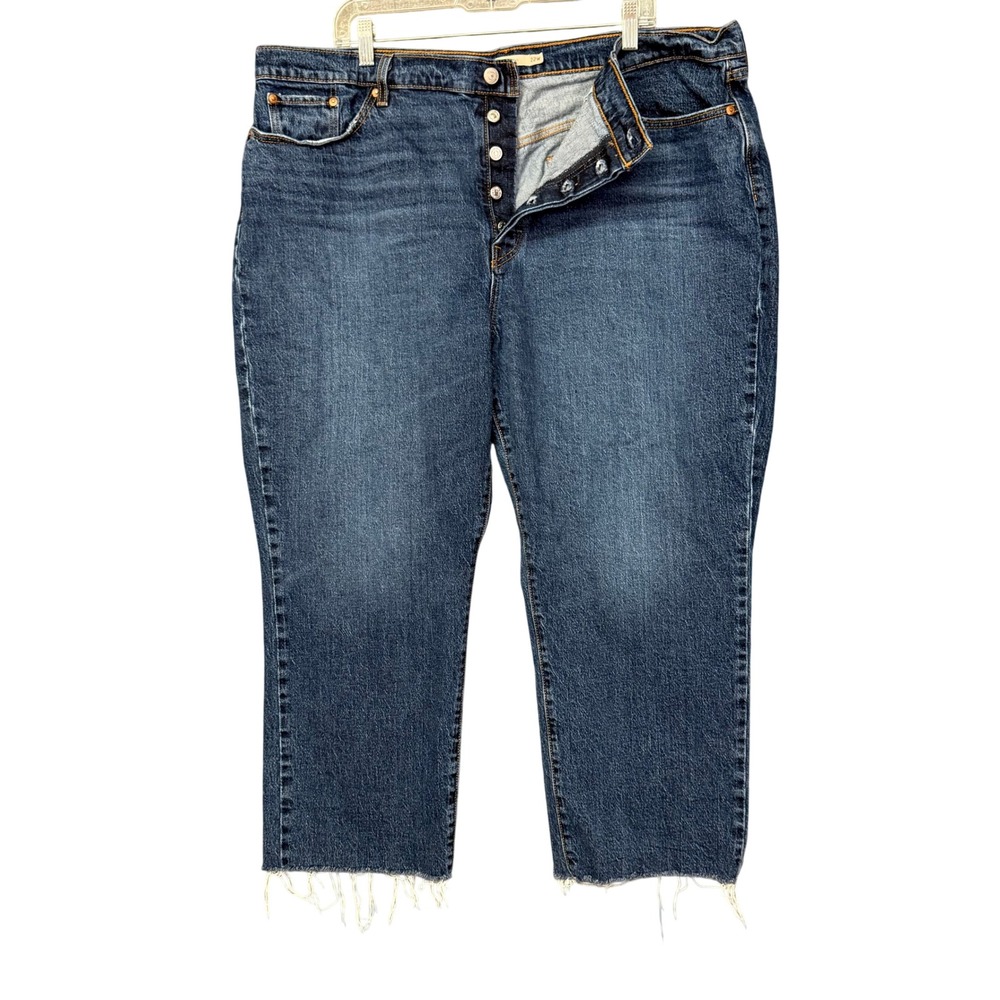 Levis Premium Wedgie Straight Crop Jeans Women 22W Blue Denim Raw Hem Button Fly